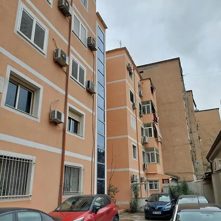 Next To Blloku Lovely Apartment-comodissimo Centro *