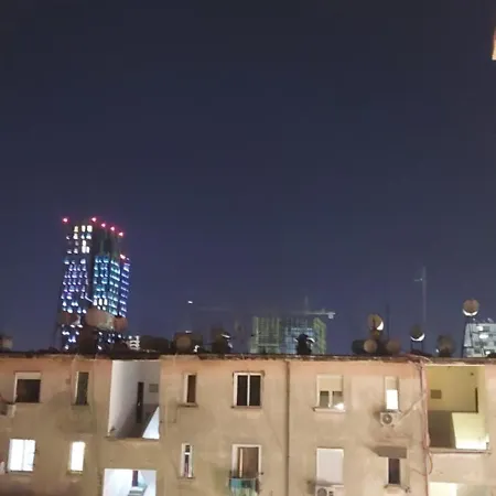 Appartamento Next To Blloku Lovely Apartment-comodissimo Centro Tirana