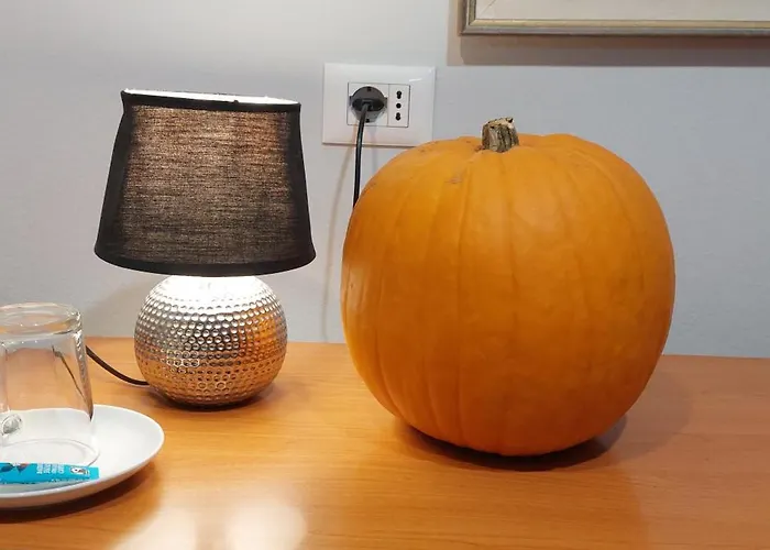 Apartment Next To Blloku Lovely Apartment-comodissimo Centro Tirana